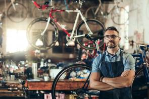 Auch im Fahrradhandel ist der Fachkräftemangel ein großes Problem. 